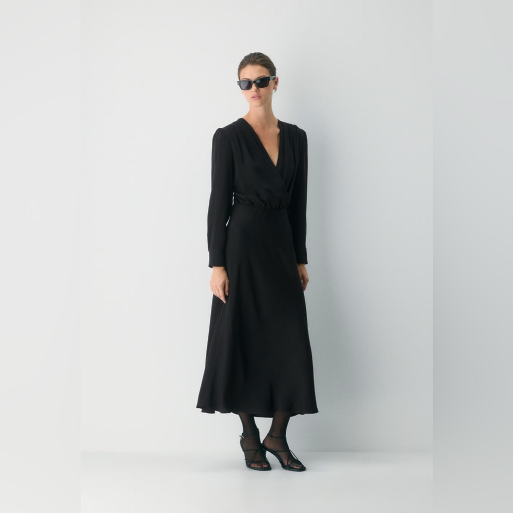 Aritzia Benefactor Maxi Formal  Wedding Guest V-Neck Dress Sz S